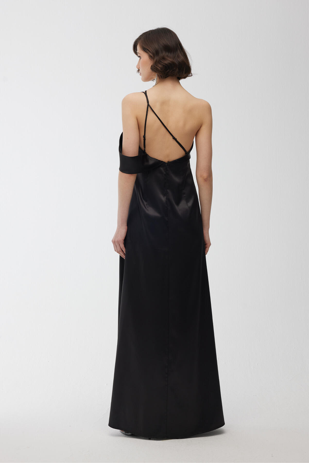 SHOULDER STRAP SATIN DRESS BLACK MANUKA