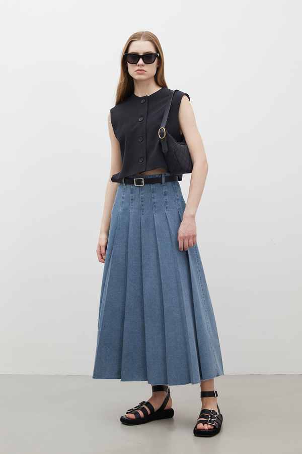 Manuka - PLEATED DENIM SKIRT BLUE (1)