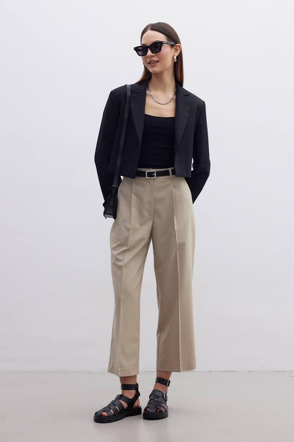 Manuka - STRAIGHT CUT TROUSERS WITH DECKLES BEIGE (1)