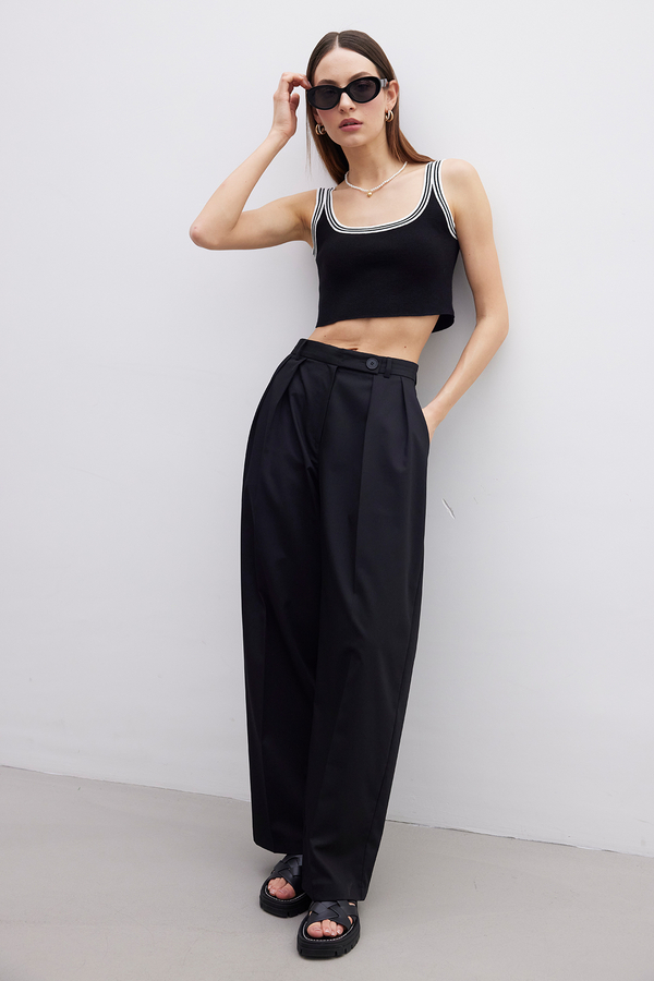 Manuka - PLEATED WIDE PANTS BLACK (1)