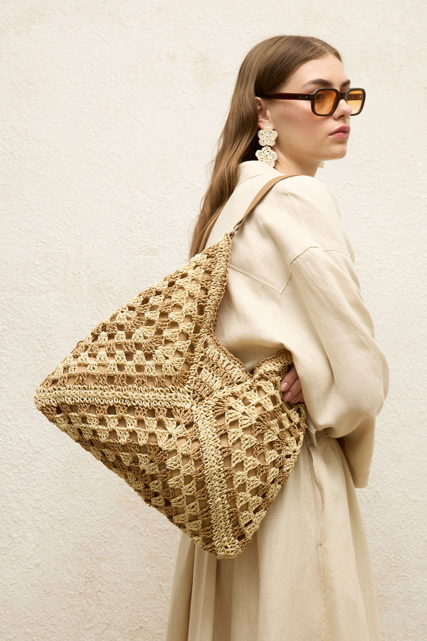 Manuka - PATTERNED STRAW HANDLE BAG BEIGE (1)