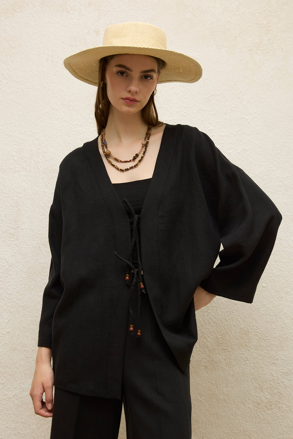 Manuka - LINEN KIMONO BLACK (1)