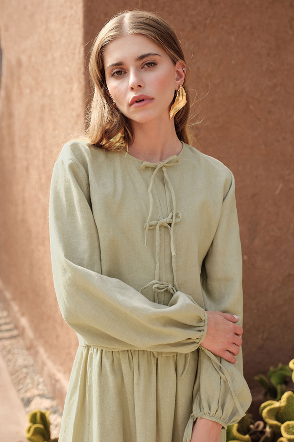 Manuka - LINEN TIE DETAIL BLOUSE SAGE (1)