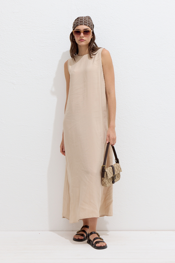 Manuka - TENCEL COMFORTABLE SLEEVELESS DRESS BEIGE (1)