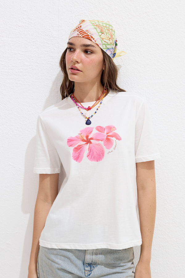 Manuka - DİKİŞ DETAYLI BASKILI TSHIRT HIBISCUS PEMBE (1)