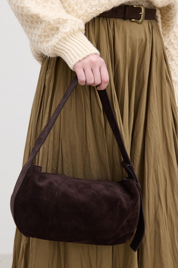 Manuka - ARI SUEDE SHOULDER BAG BITTER BAG (1)