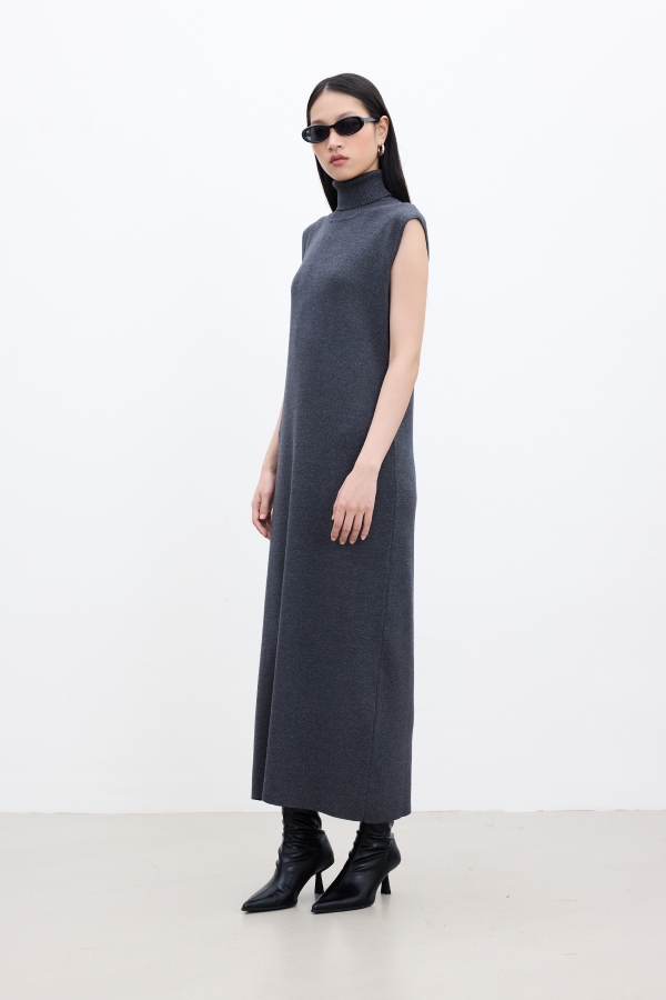 Manuka - SLEEVELESS HIGH COLLAR KNITWEAR DRESS ANTHRACITE (1)