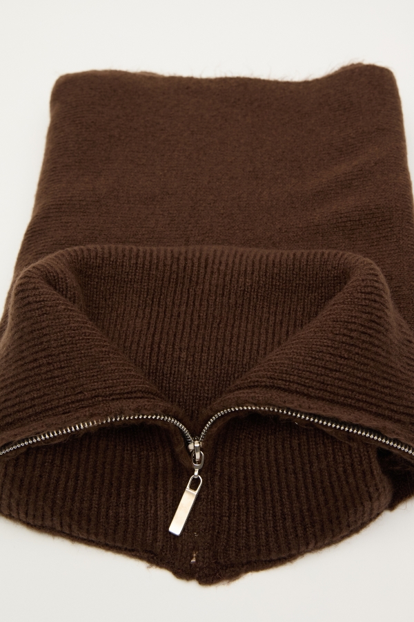 Manuka - HIGH COLLAR CAPE SCARF BITTER BROWN (1)