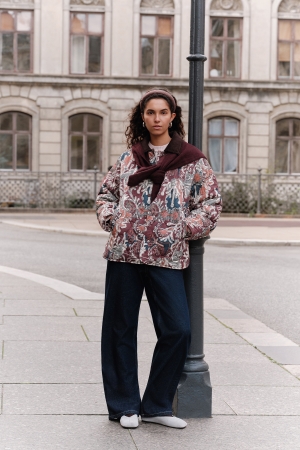 KAPİTONELİ DESENLİ MONT BORDO